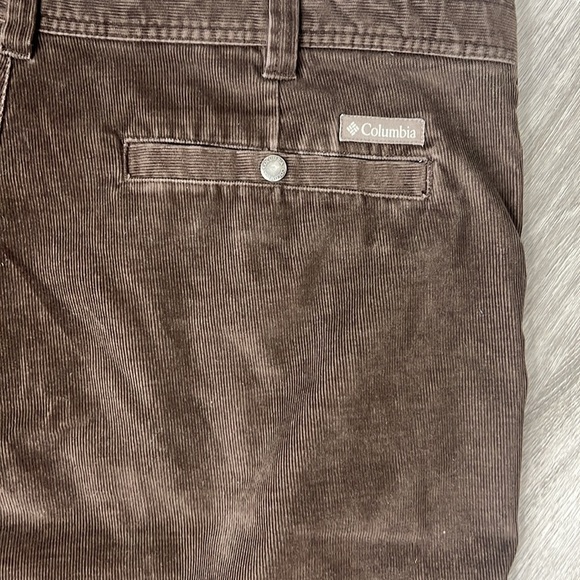 Columbia Brown Flat Front Corduroy Chino Style Shorts Big & Tall - Picture 6 of 7